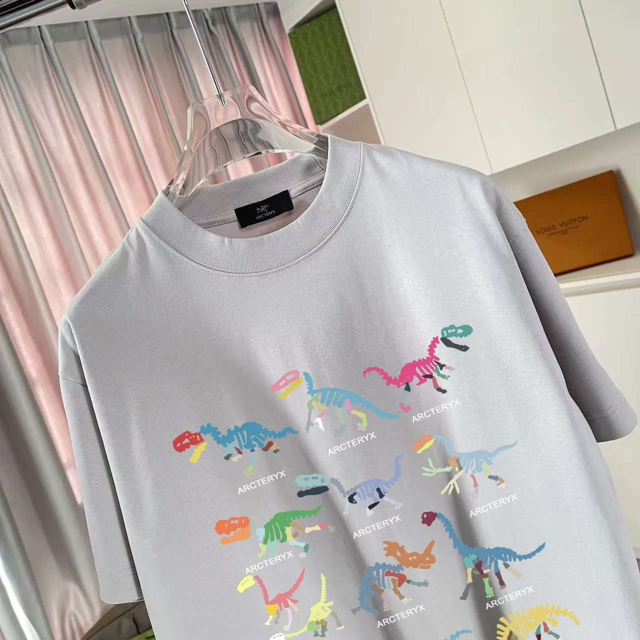 ARC'TERYX* 2025 New Arrival logo t g Same Style Size：S M L XL XXL ：Black White Pink Gray
